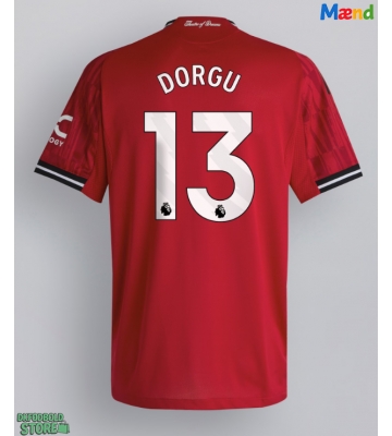 Manchester United Patrick Dorgu #13 Replika Hjemmebanetrøje 2025-26 Kortærmet